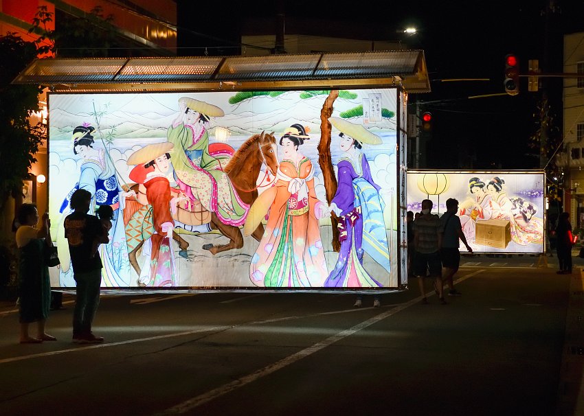 超大型絵どうろう「浮世絵美人画の競演」