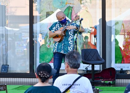 アロハゆざわ フラダンスショー・ウクレレ生演奏2